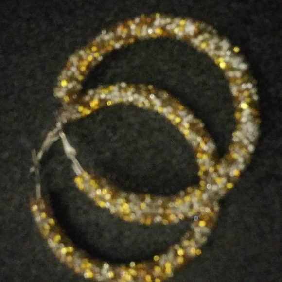 ACCESSORIES/EARRINGS - Picture 3 of 4